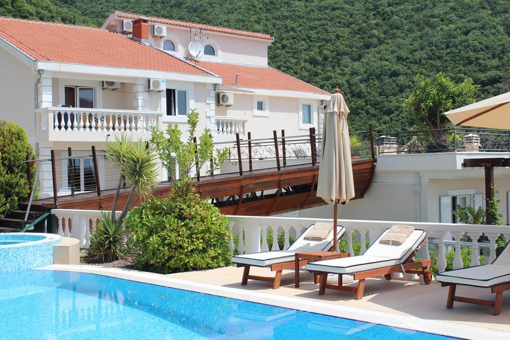 Monte Aria Panorama Suites Herceg Novi Exteriér fotografie