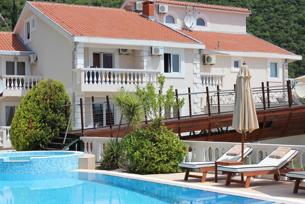 Monte Aria Panorama Suites Herceg Novi Exteriér fotografie